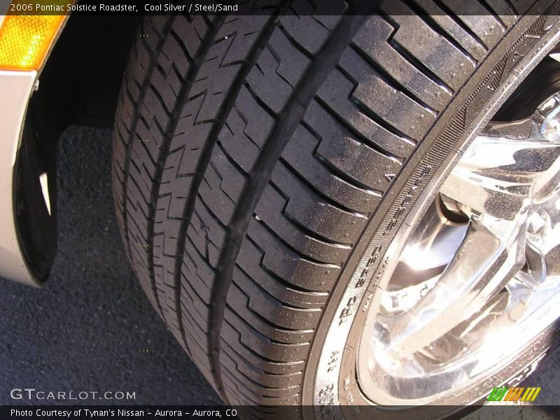 Cool Silver / Steel/Sand 2006 Pontiac Solstice Roadster