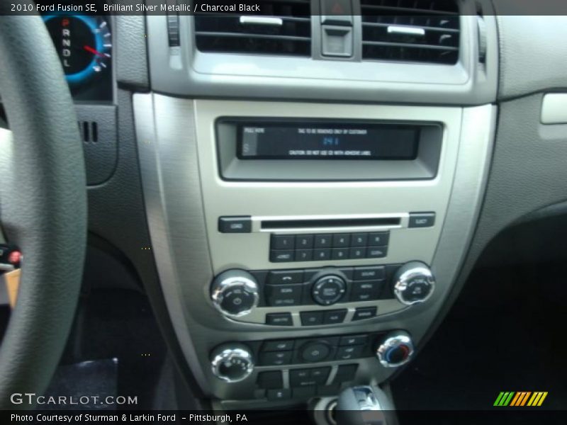 Brilliant Silver Metallic / Charcoal Black 2010 Ford Fusion SE
