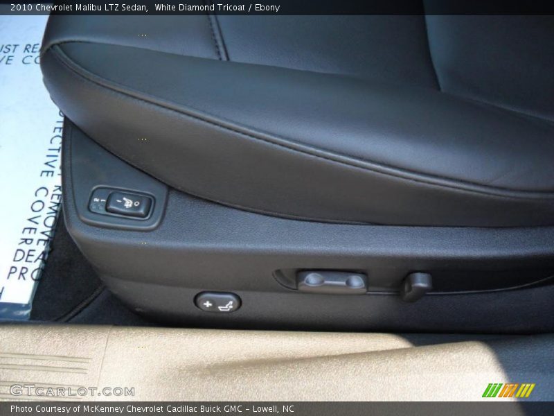 White Diamond Tricoat / Ebony 2010 Chevrolet Malibu LTZ Sedan