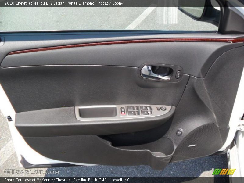 White Diamond Tricoat / Ebony 2010 Chevrolet Malibu LTZ Sedan