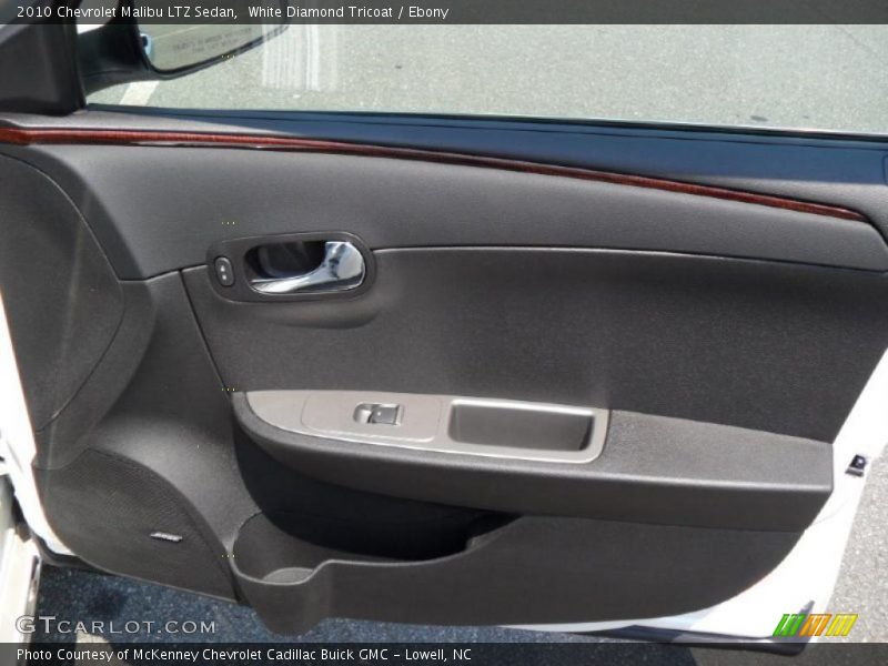 White Diamond Tricoat / Ebony 2010 Chevrolet Malibu LTZ Sedan