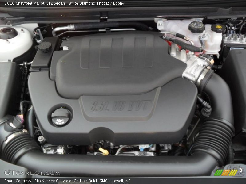 White Diamond Tricoat / Ebony 2010 Chevrolet Malibu LTZ Sedan