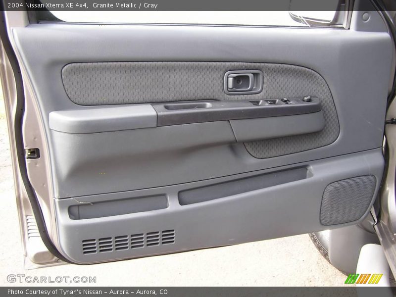 Granite Metallic / Gray 2004 Nissan Xterra XE 4x4