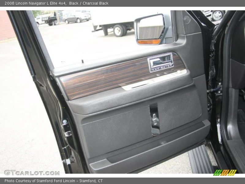 Black / Charcoal Black 2008 Lincoln Navigator L Elite 4x4
