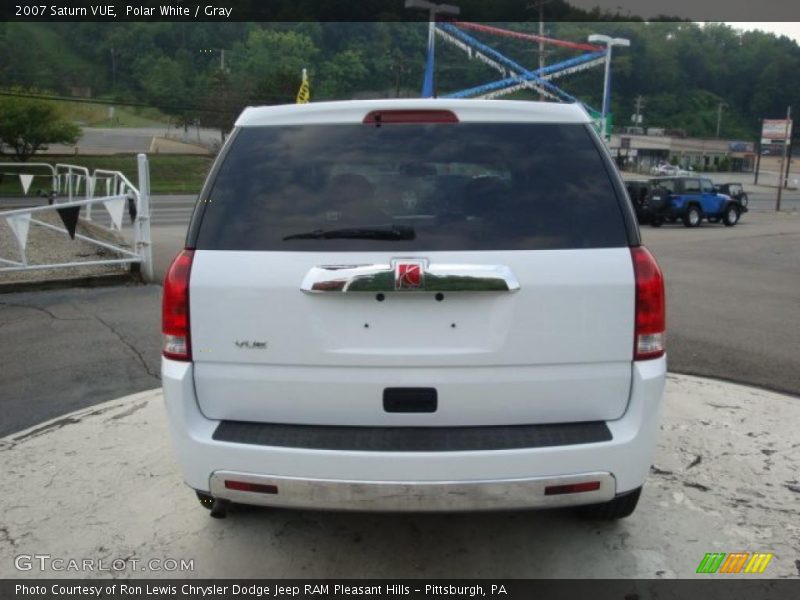 Polar White / Gray 2007 Saturn VUE