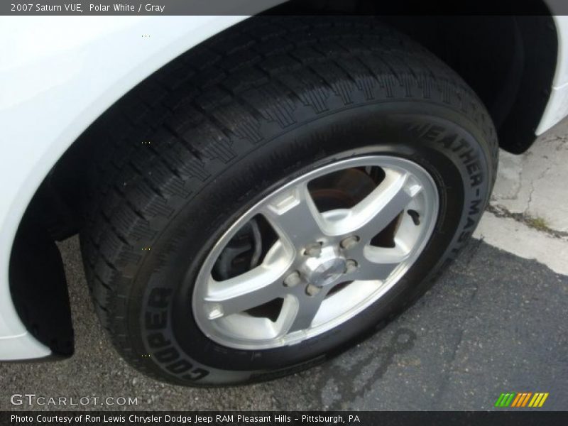 Polar White / Gray 2007 Saturn VUE