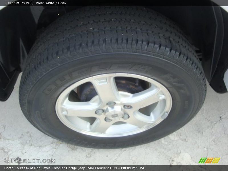 Polar White / Gray 2007 Saturn VUE