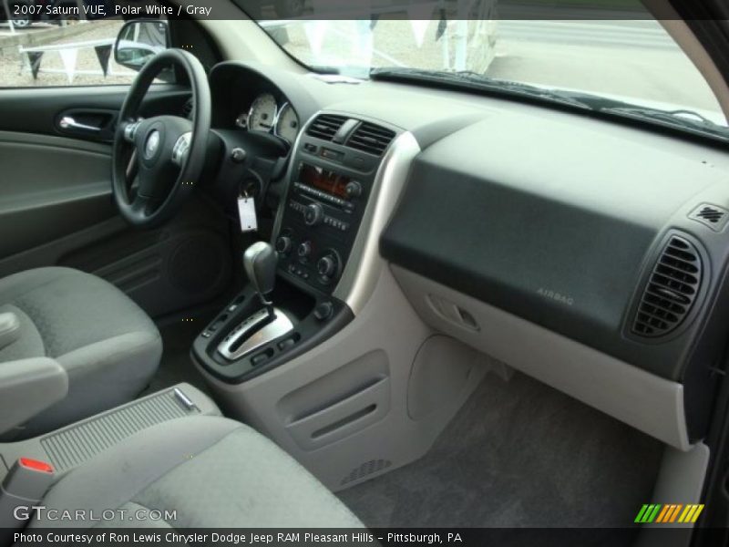 Polar White / Gray 2007 Saturn VUE