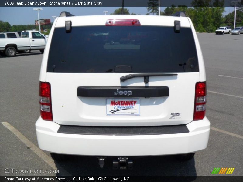 Stone White / Dark Slate Gray 2009 Jeep Liberty Sport