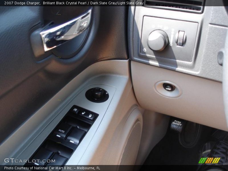 Brilliant Black Crystal Pearl / Dark Slate Gray/Light Slate Gray 2007 Dodge Charger