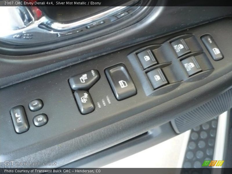 Silver Mist Metallic / Ebony 2007 GMC Envoy Denali 4x4