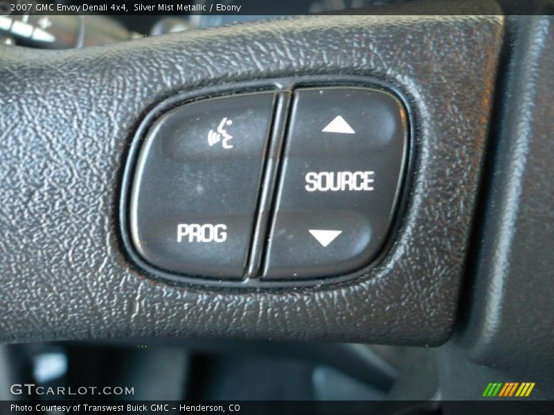 Silver Mist Metallic / Ebony 2007 GMC Envoy Denali 4x4
