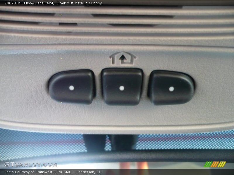 Silver Mist Metallic / Ebony 2007 GMC Envoy Denali 4x4