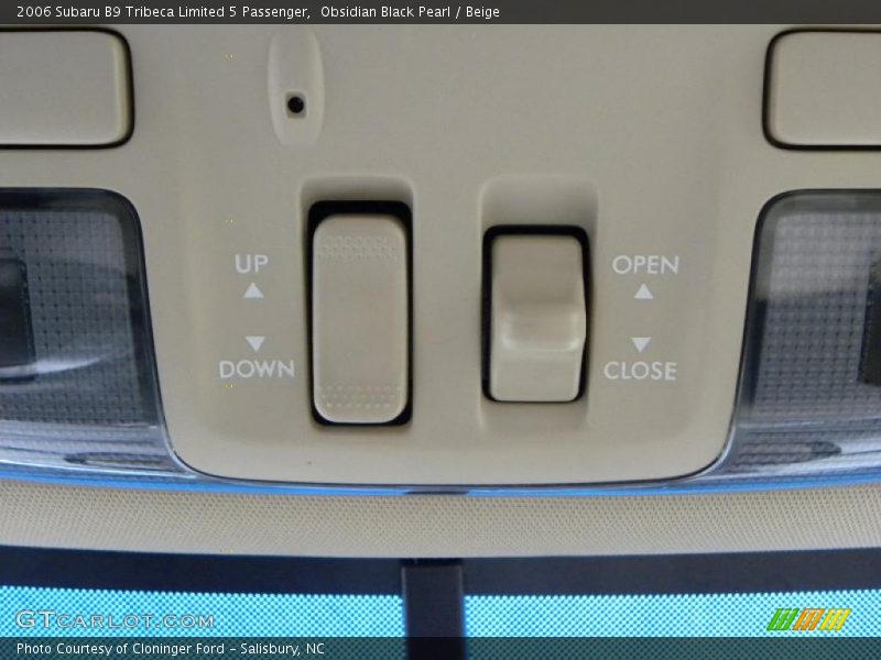 Obsidian Black Pearl / Beige 2006 Subaru B9 Tribeca Limited 5 Passenger