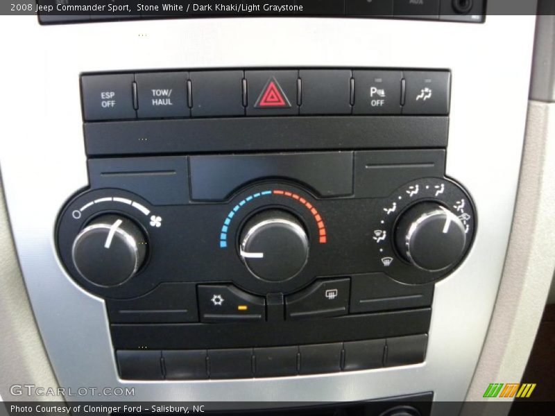 Stone White / Dark Khaki/Light Graystone 2008 Jeep Commander Sport