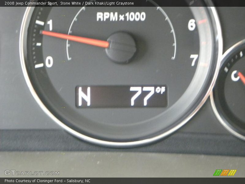 Stone White / Dark Khaki/Light Graystone 2008 Jeep Commander Sport