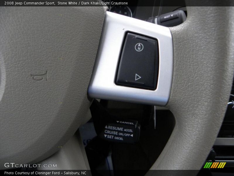 Stone White / Dark Khaki/Light Graystone 2008 Jeep Commander Sport