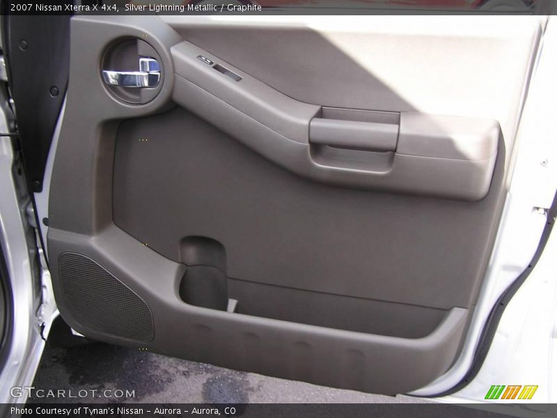Silver Lightning Metallic / Graphite 2007 Nissan Xterra X 4x4