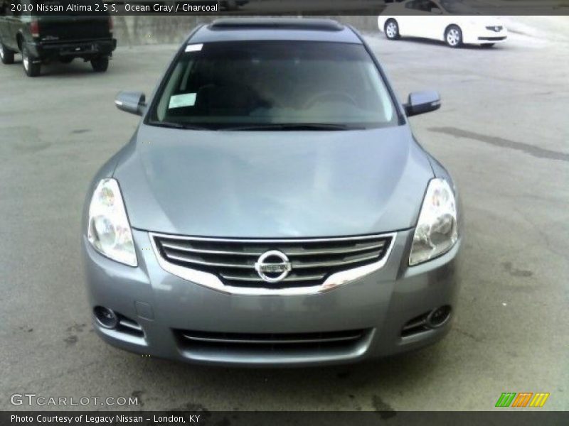 Ocean Gray / Charcoal 2010 Nissan Altima 2.5 S