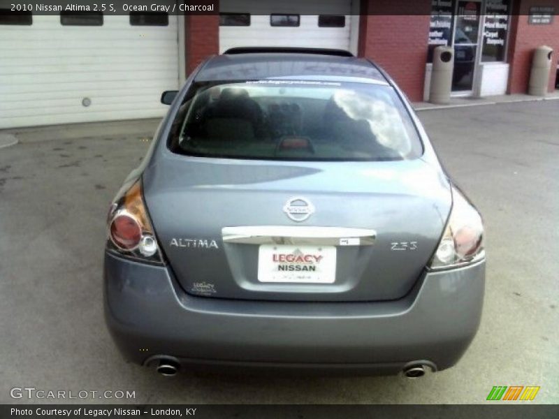 Ocean Gray / Charcoal 2010 Nissan Altima 2.5 S