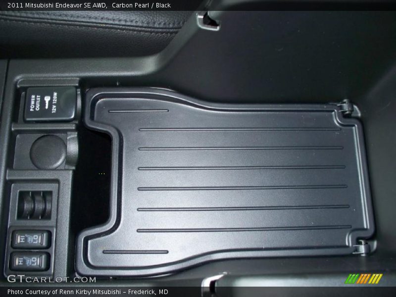 Carbon Pearl / Black 2011 Mitsubishi Endeavor SE AWD