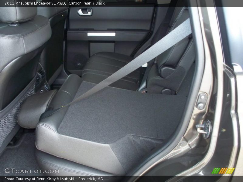 Carbon Pearl / Black 2011 Mitsubishi Endeavor SE AWD