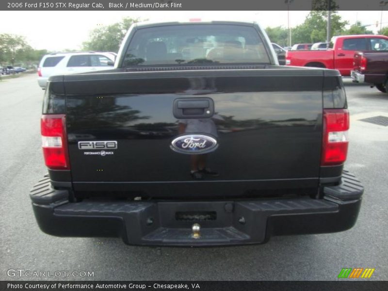 Black / Medium/Dark Flint 2006 Ford F150 STX Regular Cab