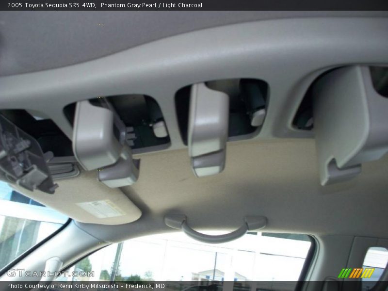 Phantom Gray Pearl / Light Charcoal 2005 Toyota Sequoia SR5 4WD