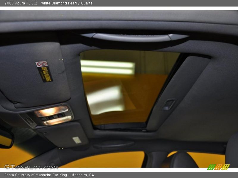 White Diamond Pearl / Quartz 2005 Acura TL 3.2