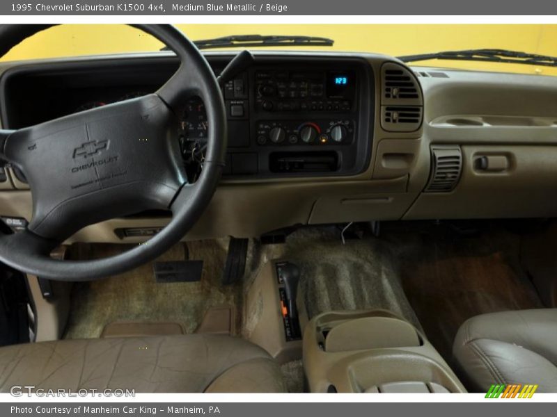 Medium Blue Metallic / Beige 1995 Chevrolet Suburban K1500 4x4