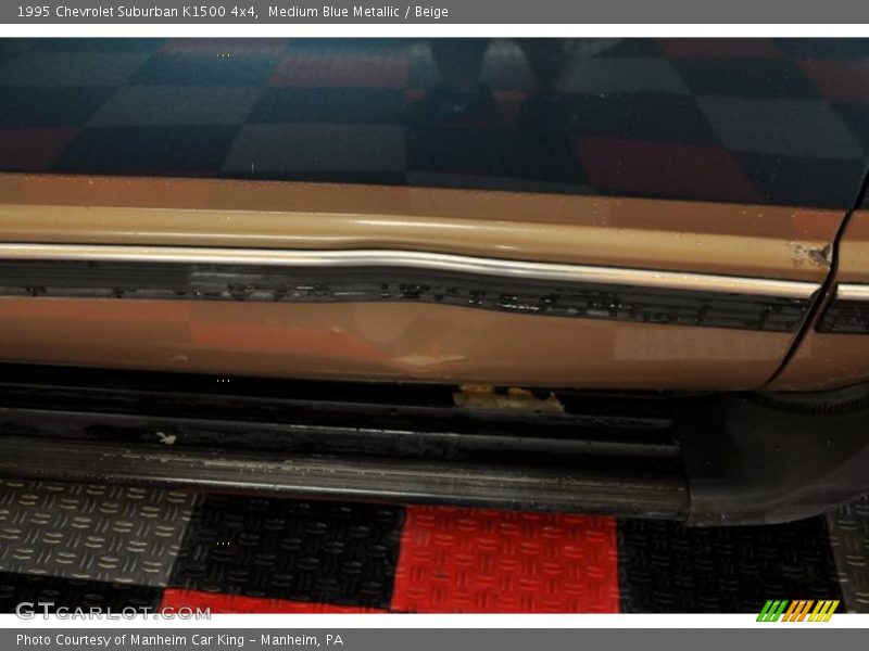 Medium Blue Metallic / Beige 1995 Chevrolet Suburban K1500 4x4