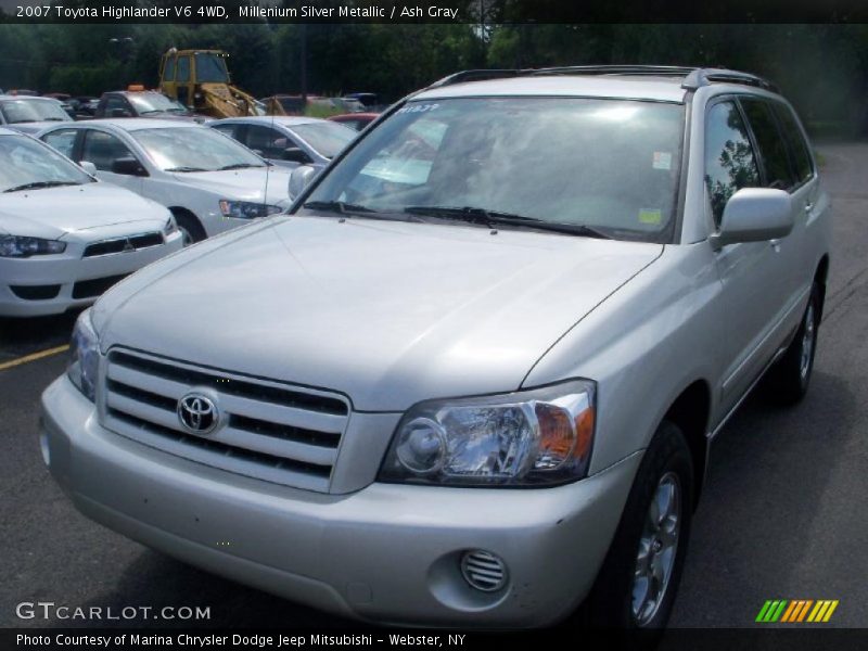 Millenium Silver Metallic / Ash Gray 2007 Toyota Highlander V6 4WD