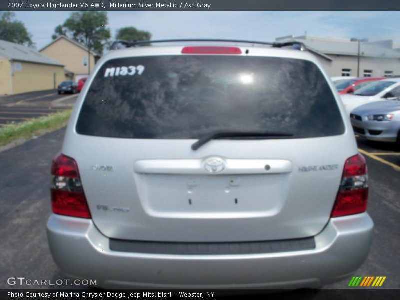 Millenium Silver Metallic / Ash Gray 2007 Toyota Highlander V6 4WD