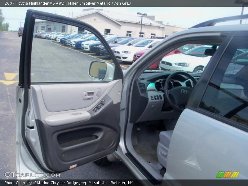 Millenium Silver Metallic / Ash Gray 2007 Toyota Highlander V6 4WD