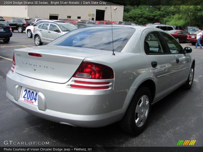 Bright Silver Metallic / Dark Slate Gray 2004 Dodge Stratus SE Sedan