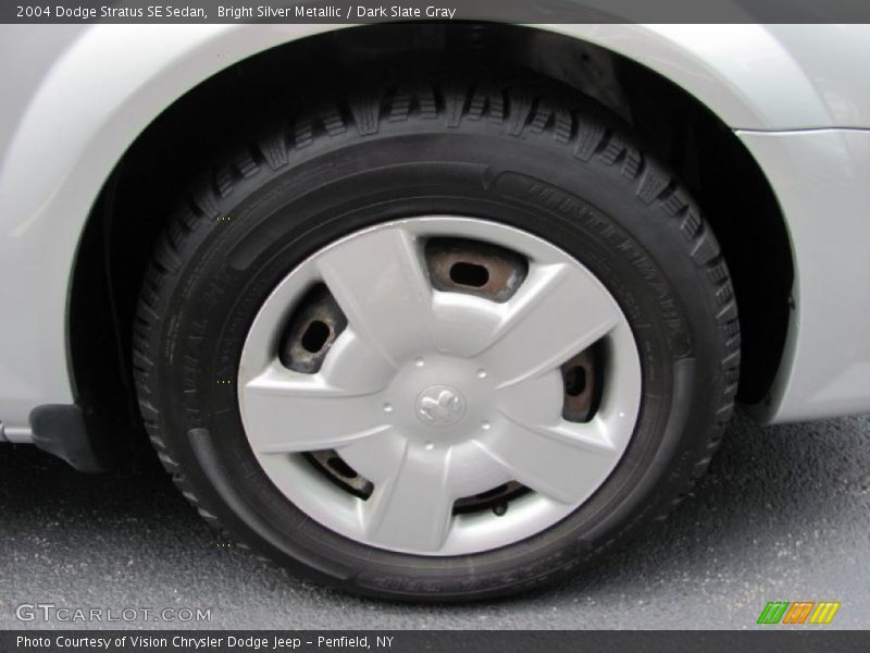 Bright Silver Metallic / Dark Slate Gray 2004 Dodge Stratus SE Sedan