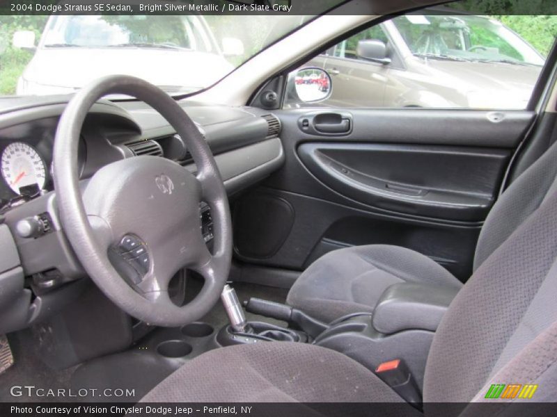 Bright Silver Metallic / Dark Slate Gray 2004 Dodge Stratus SE Sedan