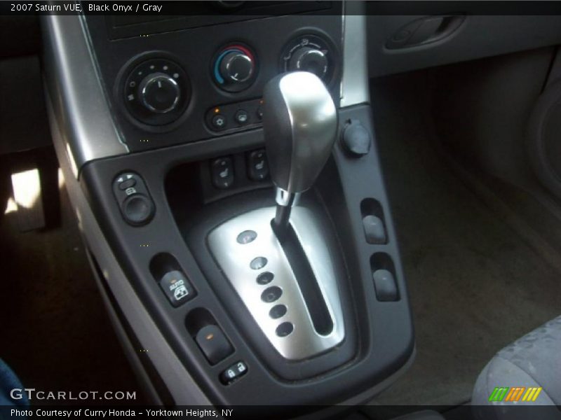 Black Onyx / Gray 2007 Saturn VUE