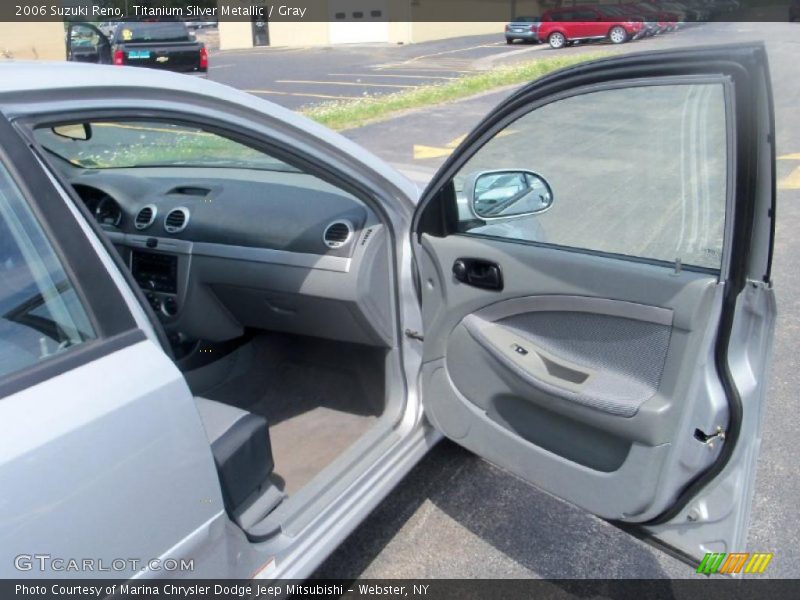 Titanium Silver Metallic / Gray 2006 Suzuki Reno