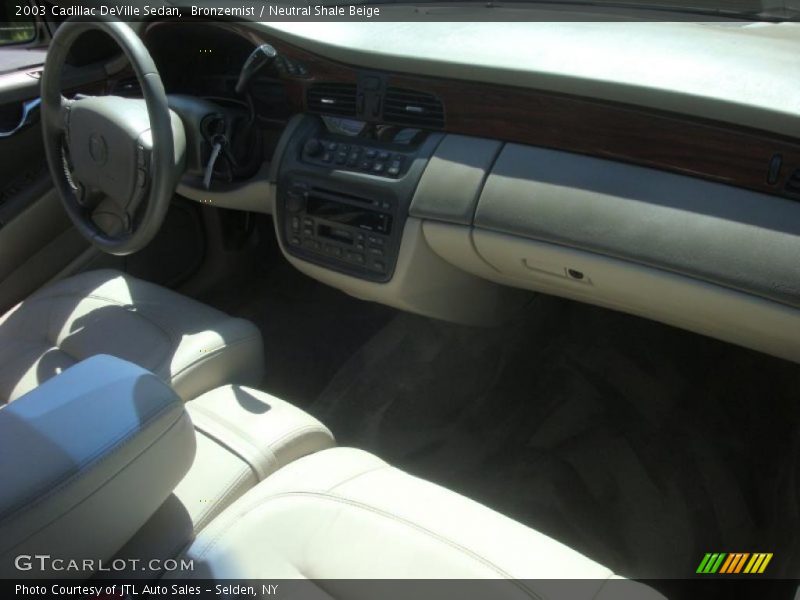 Bronzemist / Neutral Shale Beige 2003 Cadillac DeVille Sedan