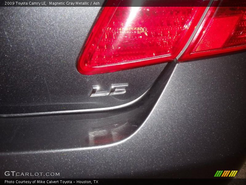 Magnetic Gray Metallic / Ash 2009 Toyota Camry LE