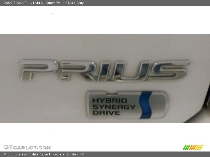 Super White / Dark Gray 2009 Toyota Prius Hybrid