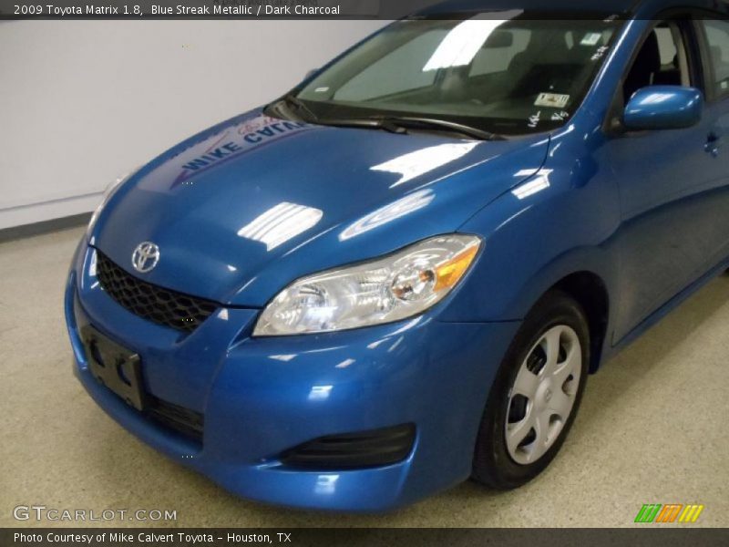 Blue Streak Metallic / Dark Charcoal 2009 Toyota Matrix 1.8