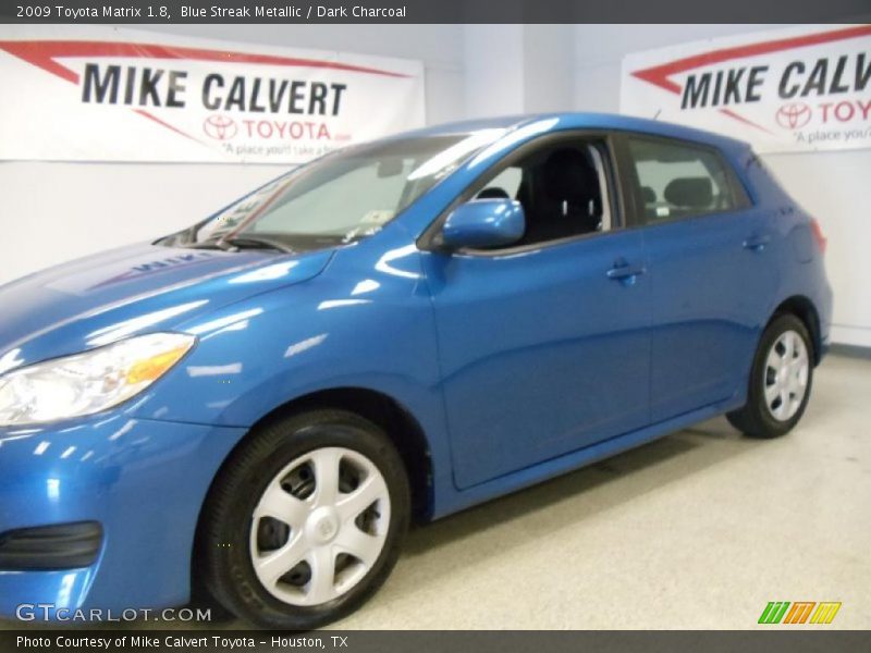 Blue Streak Metallic / Dark Charcoal 2009 Toyota Matrix 1.8