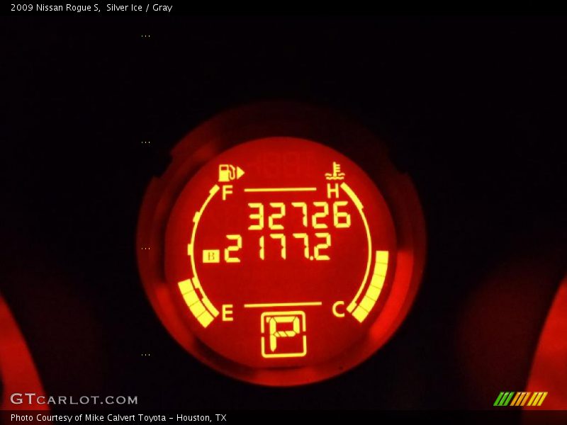 Silver Ice / Gray 2009 Nissan Rogue S