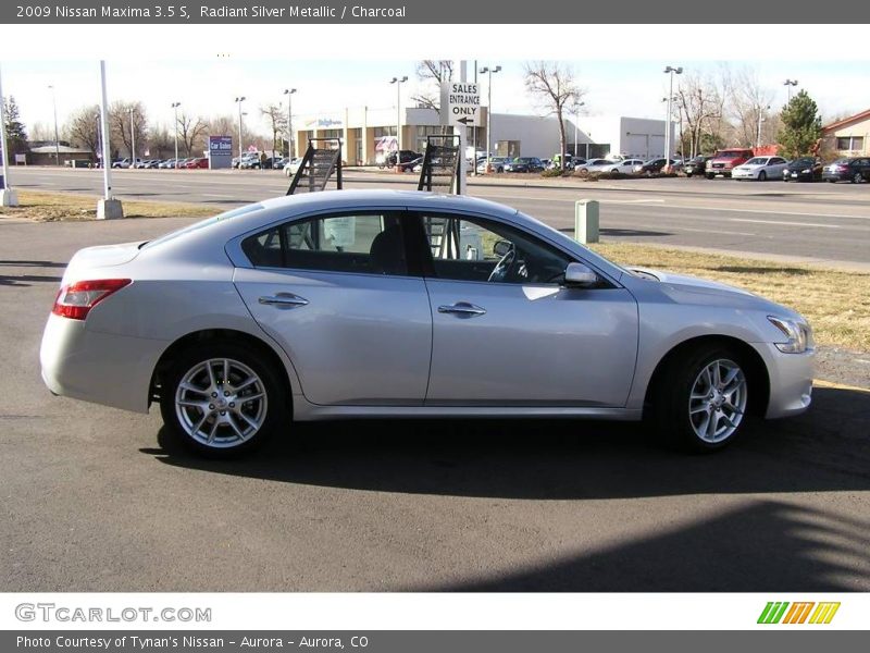 Radiant Silver Metallic / Charcoal 2009 Nissan Maxima 3.5 S