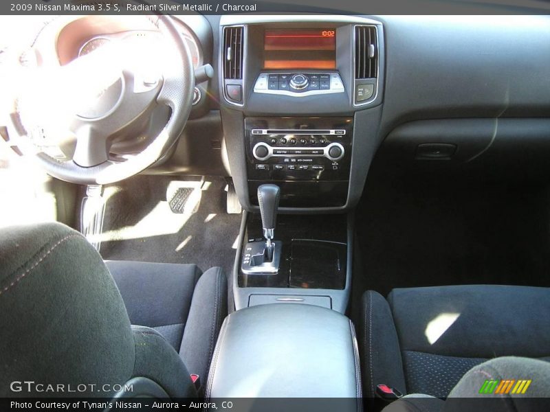 Radiant Silver Metallic / Charcoal 2009 Nissan Maxima 3.5 S