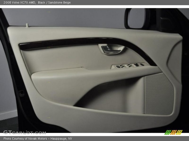 Black / Sandstone Beige 2008 Volvo XC70 AWD