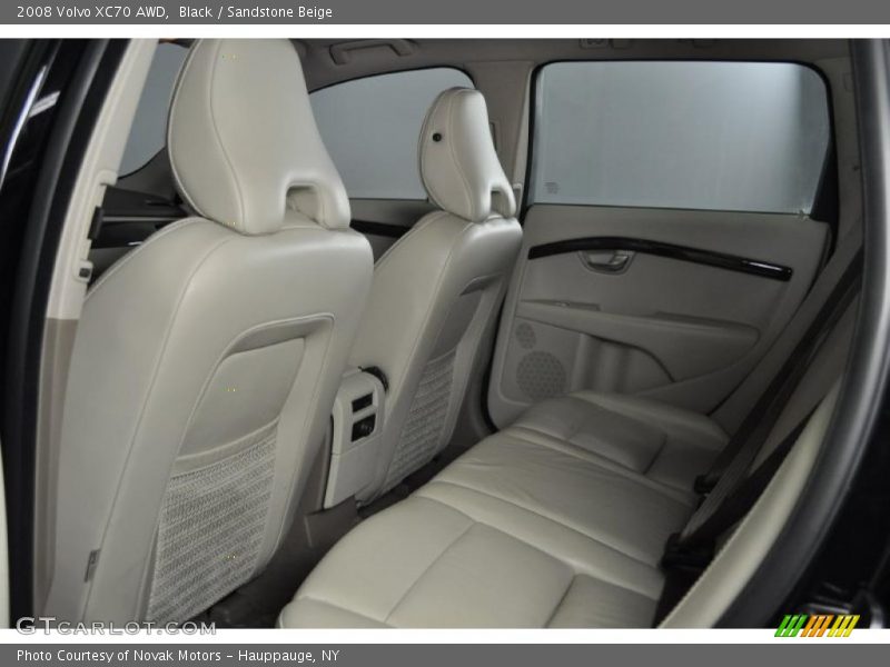 Black / Sandstone Beige 2008 Volvo XC70 AWD