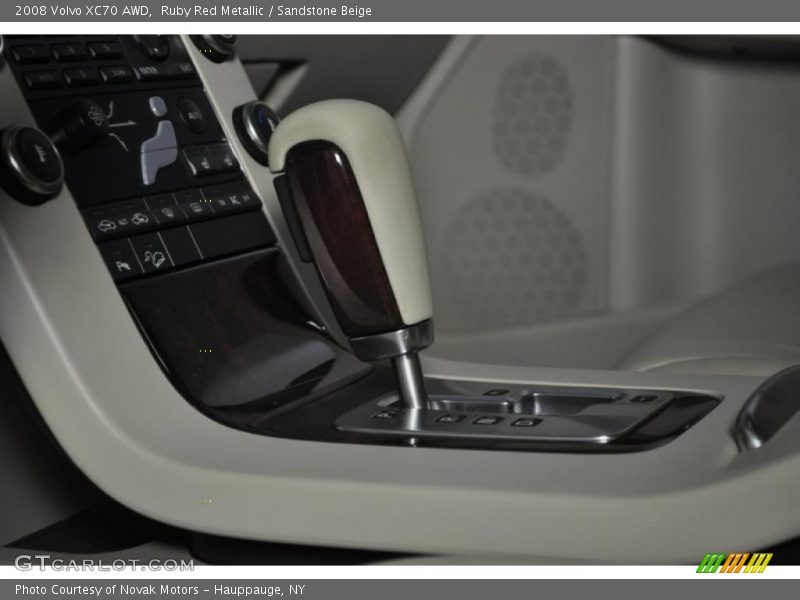 Ruby Red Metallic / Sandstone Beige 2008 Volvo XC70 AWD